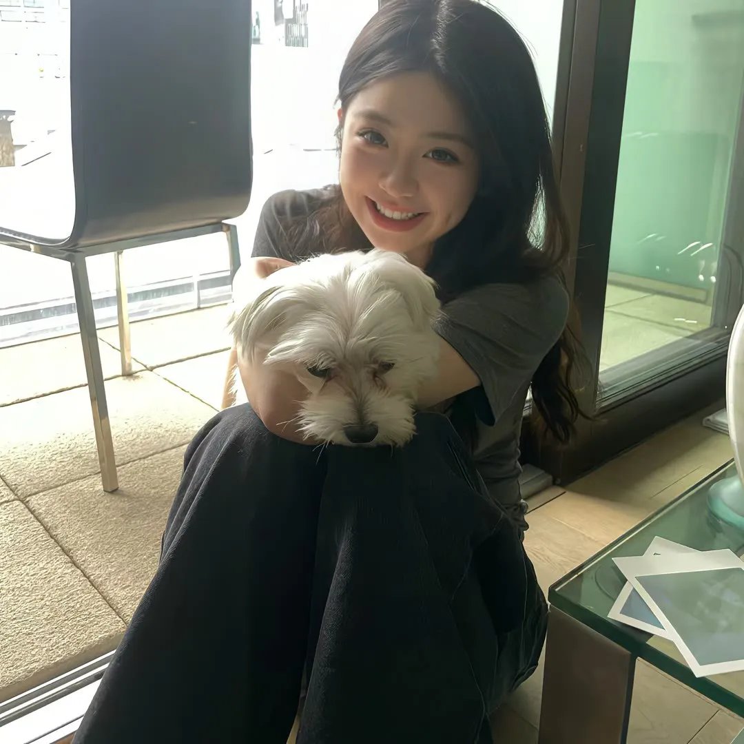 少女嬉春